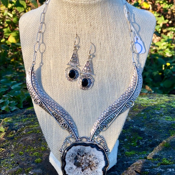 SOLD Onyx earrings - Picture 5 of 8